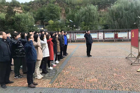 5ffc7d08704b934016ad6510757e659_副本.jpg