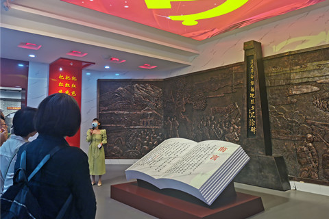 e0b097df715e3c33bdf69ee4a61ea55_副本.jpg