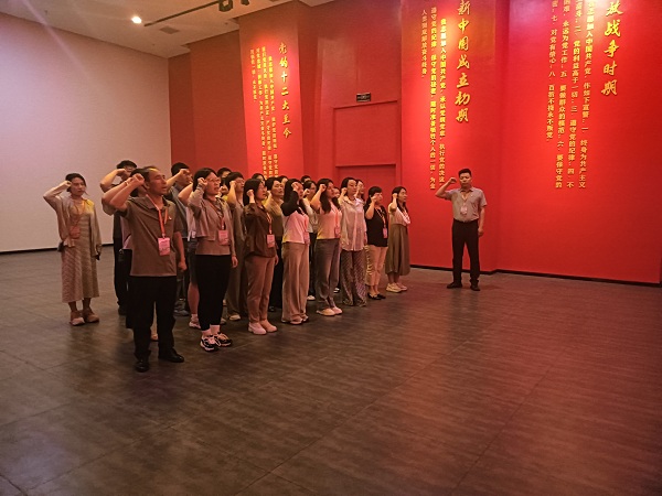 师资班外出1.jpg