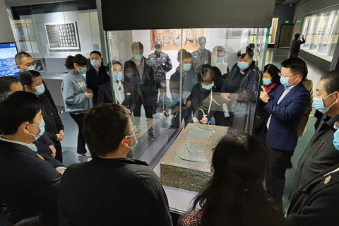 1604019820774049818.jpg 2.jpg