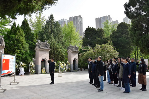 1618815627116027699.jpg 2.jpg